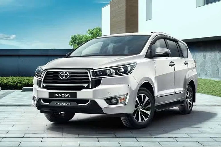 [GALLERY] Toyota Innova đời cũ bất ngờ nâng cấp "xịn sò", từ 542 triệu đồng