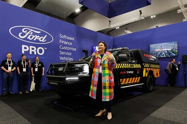Gallery - [GALLERY] "Soi" Ford Ranger Super Duty Fire Response Unit đặc chủng chữa cháy - image 15