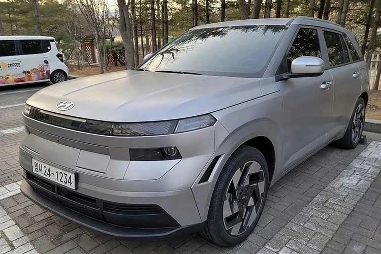 [GALLERY] Hyundai Kona 2027 lộ diện "bằng xương bằng thịt", giống ôtô điện