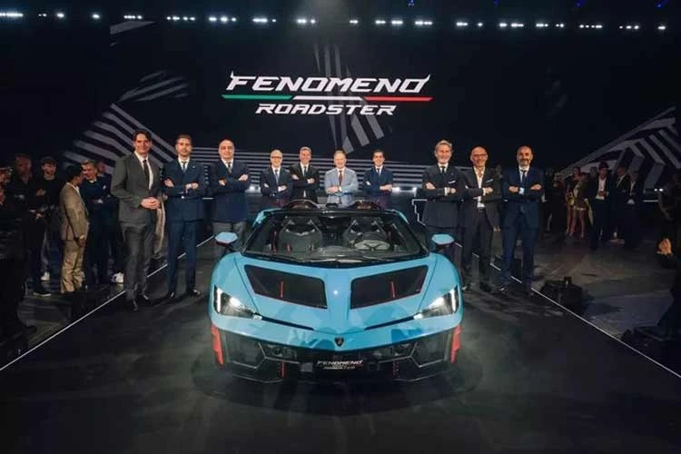 Lamborghini Fenomeno Roadster chốt giá gần 155 tỷ, nhưng đã "cháy hàng"