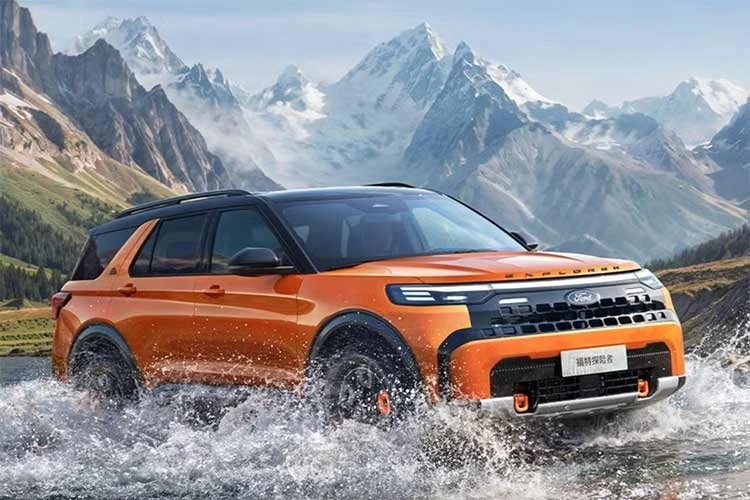 [GALLERY] Ford Explorer 2027 nâng cấp mạnh tay - thêm ba màn hình tiêu chuẩn