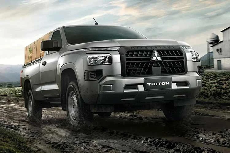 [GALLERY] Mitsubishi Triton Single Cab AT nâng cấp khóa vi sai, từ 697 triệu