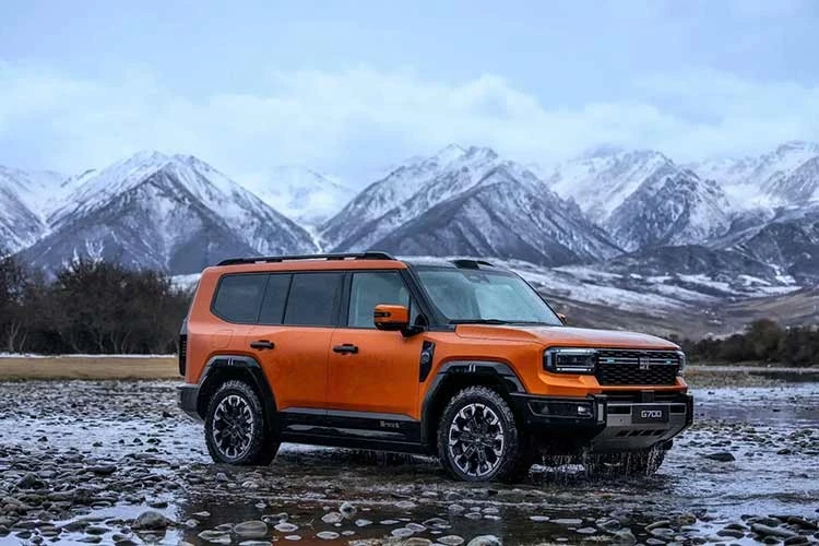 Jetour G700 từ 1,15 tỷ - to như Toyota Land Cruiser, nhưng "bơi" giỏi hơn