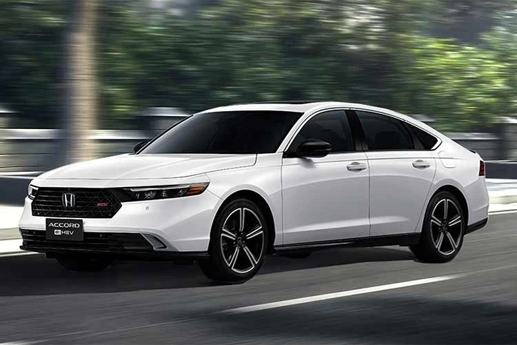 Honda Accord e:HEV 2026 nâng cấp ra mắt Đông Nam Á, từ 1,2 tỷ đồng