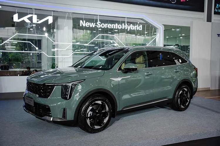 [GALLERY] Tận mục Kia New Sorento Hybrid tại Hà Nội, giá từ 1,349 tỷ đồng