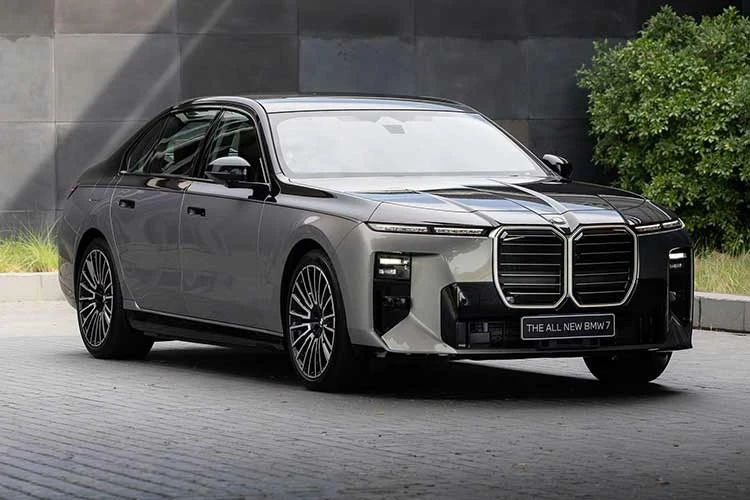 [GALLERY] Tận thấy BMW i7 2027 từ 5,4 tỷ tại Thái Lan, liệu có về Việt Nam?