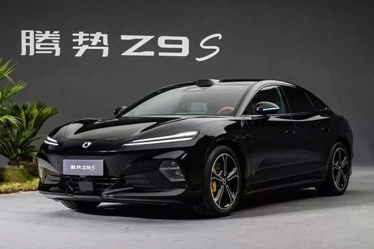 [GALLERY] BYD Denza Z9S hơn 1,1 tỷ đồng - lăn bánh 1.100 km, sạc siêu nhanh