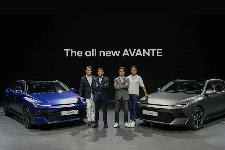 [GALLERY] Chi tiết Hyundai Elantra 2027 "bằng xương bằng thịt" vừa ra mắt