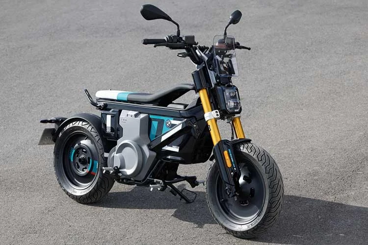  BMW CE 02 từ 72 triệu đồng - xe máy điện đô thị chạy 109km/sạc