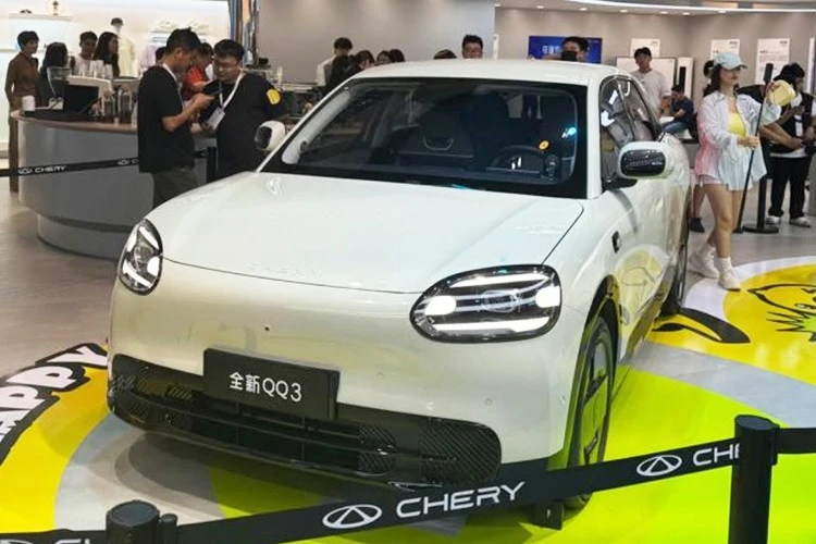 Chery QQ3 từng "ế chỏng vó" ở Việt Nam, ra mắt bản chạy điện xịn sò