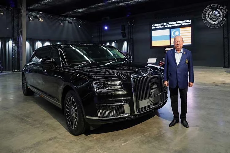 [GALLERY] Quốc vương Malaysia có Aurus Senat - xe chuyên chở Tổng thống Nga