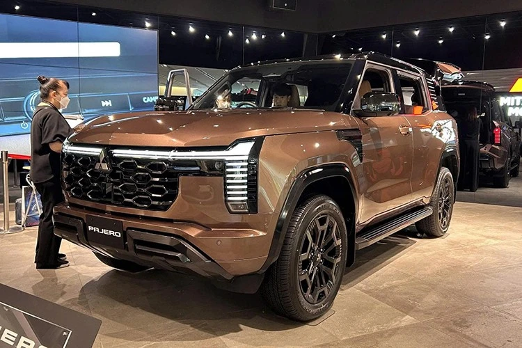 [GALLERY] Mitsubishi Pajero 2027 dự đoán từ 1,2 - 1,6 tỷ đồng tại Việt Nam?