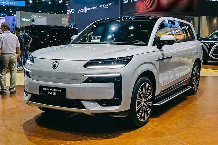 "Soi" BYD Denza N9 - SUV sạc 9 phút từ 1,575 tỷ đồng, sắp về Việt Nam