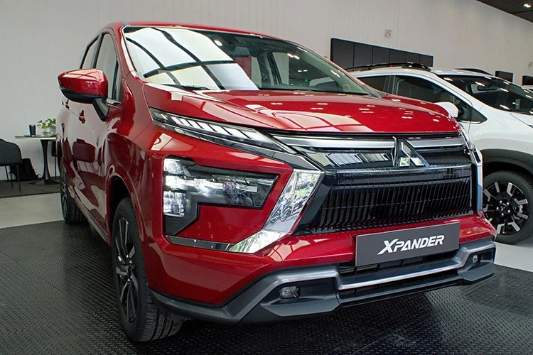 Mitsubishi Xpander 2025 từ 659 triệu đồng, "bằng xương bằng thịt" tại đại lý