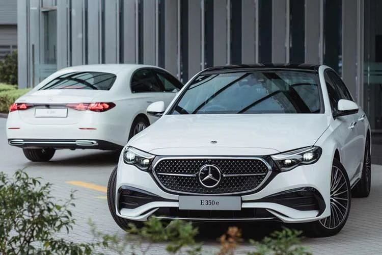 [GALLERY] Mercedes-Benz E350e mở cọc tại Việt Nam, sedan PHEV gần 3,4 tỷ đồng