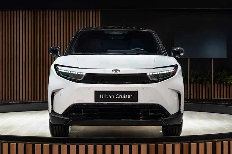 Toyota Urban Cruiser chạy 475km/sạc, từ 968 triệu đồng có về Việt Nam?