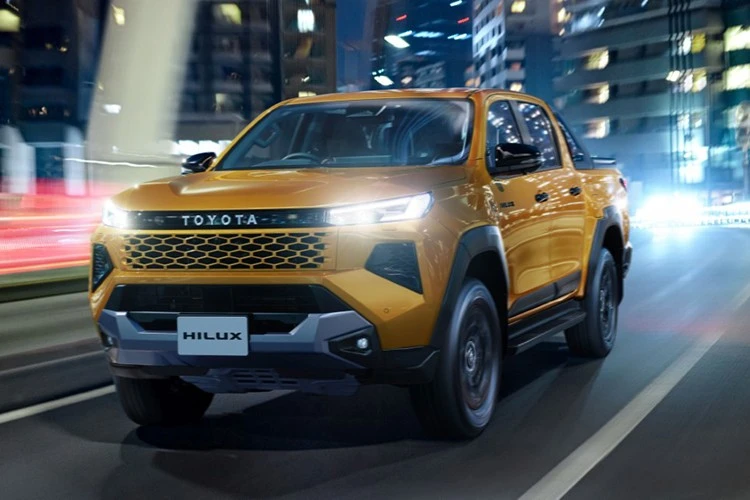 [GALLERY] Toyota Hilux 2026 phiên bản Nhật từ 822 triệu đồng có gì hot?