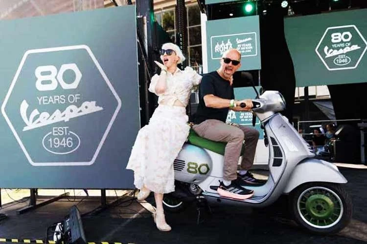 [GALLERY] Ra mắt Vespa GTS 310 Edizione Ottantesimo giới hạn 1.946 chiếc