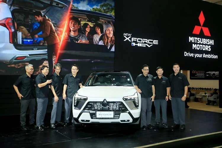 [GALLERY] Mitsubishi Xforce HEV 2026 từ 650 triệu đồng, chờ ngày về Việt Nam 
