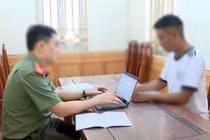 Công an làm việc với người đăng tin sai sự thật vụ xây nhầm nhà tại Hải Phòng