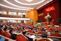 Thông cáo báo chí ngày làm việc thứ hai và bế mạc Hội nghị Trung ương 14
