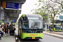 Gallery - [GALLERY] Hà Nội rực rỡ cờ hoa chào mừng Quốc khánh 2/9 - image 16