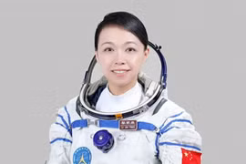 TS Lai Ka-ying- người phụ nữ đầu tiên trực tiếp tham gia sứ mệnh Thần Châu-23
