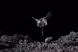 Tàu vũ trụ của NASA mang về 'kẹo cao su vũ trụ' bí ẩn