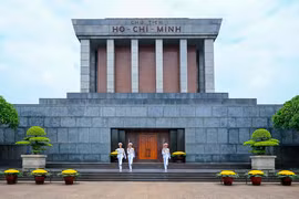 Các “địa chỉ đỏ” gắn với Chủ tịch Hồ Chí Minh hút khách dịp tháng 5