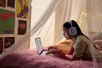 MacBook Neo giá 16 triệu gây sốc, Gen Z “đổ xô” săn