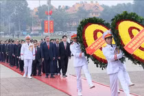 Lãnh đạo Đảng, Nhà nước viếng Chủ tịch Hồ Chí Minh nhân kỷ niệm 96 năm Ngày thành lập Đảng
