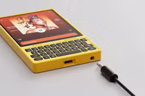 Điện thoại vuông Ikko MindOne khiến BlackBerry sống lại 