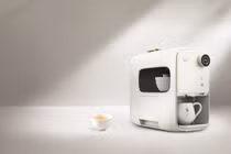 Robot pha trà AI gây sốt với hơn 40 bằng sáng chế