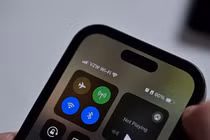 Chỉ cần áp sát, AI có thể biết bạn đang dùng app gì