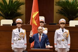 Đoàn đại biểu Quốc hội chúc mừng Chủ tịch nước Nguyễn Xuân Phúc