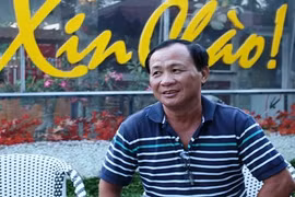 Gallery - Lùm Xùm Khởi Tố Chủ Quán Cà Phê Xin Chào - image 10