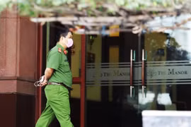 Gallery - Bắt Phó chủ tịch TPHCM Trần Vĩnh Tuyến - image 10