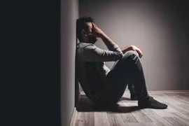  Đi công tác về sớm, tôi phát điên khi nghe câu nói của mẹ vợ