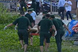 Gallery - Chìm Tàu Sông Hàn - image 10