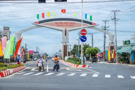 Công ty đô thị Thủ Thừa 1 ngày trúng 2 gói thầu tại Phòng KT&HT