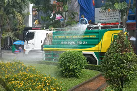 Dịch vụ công ích Phú Nhuận 1 ngày trúng 2 gói thầu mà không đối thủ cạnh tranh 