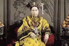 Phòng ngủ Từ Hi Thái Hậu có chứa đầy vàng bạc như lời đồn?