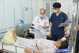 Ăn món gỏi cua sống, nam thanh niên 31 tuổi bị nhiễm “sán lá phổi”