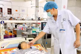 Báo động đỏ liên viện cứu thành công sản phụ sốc mất máu do vỡ tử cung