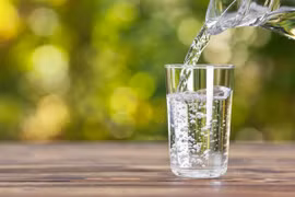 Một cốc nước trước khi đi ngủ có thể cứu mạng nhiều người