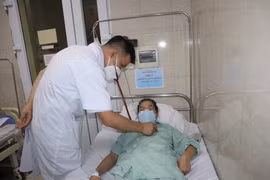 Người mắc sốt xuất huyết nhập viện tăng đột biến