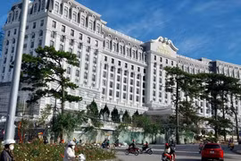 Vì sao Merperle Dalat Hotel của Khải Vy bị từ chối đấu nối giao thông?