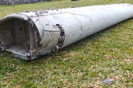 Tìm thấy mảnh vỡ của máy bay MH370?