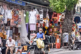 Hàng mã ế ẩm cận kề Rằm tháng 7