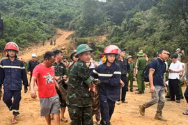 Toàn cảnh cứu nạn vụ sạt lở đất khiến 7 công nhân thương vong